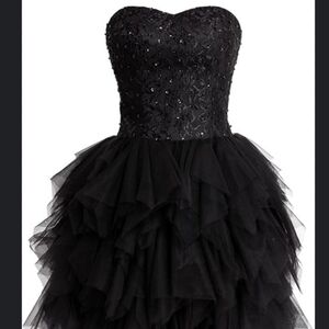 Elegant Black Strapless Lace Dress
